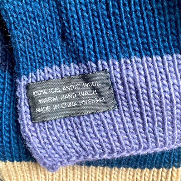 Metropolitan by Lord & Taylor Striped Scarf 100% Icelandic Wool - Picture 6 of 6